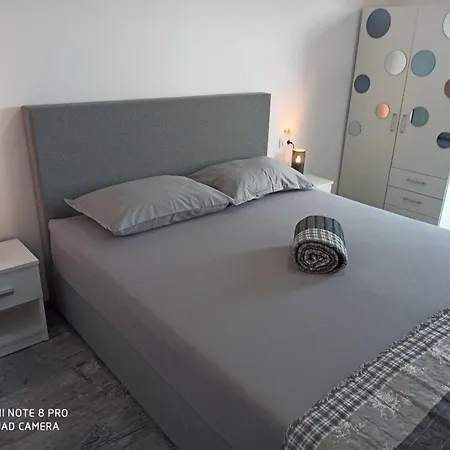Villa Luna Biograd Na Moru